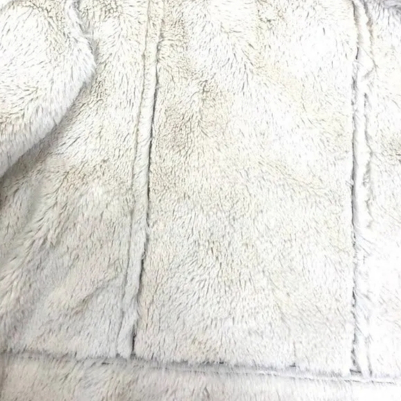 Peck & Peck silver-gray faux suede with fleece like lining jacket - Picture 6 of 7